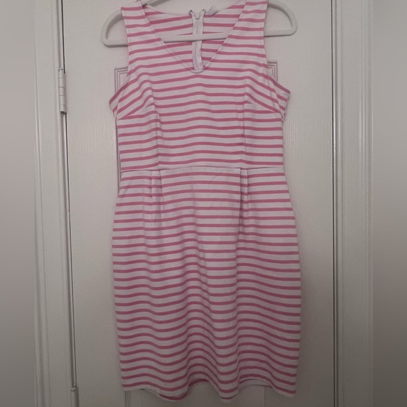 Old Navy Dresses & Skirts - Old Navy Pink and White Striped Dress Size M